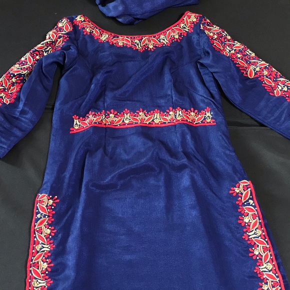 Punjabi suit - Picture 2 of 4